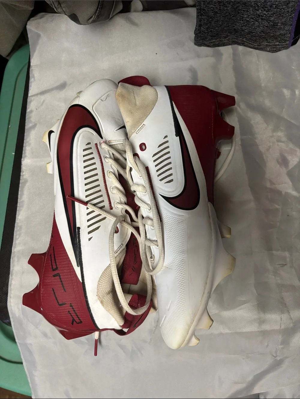 Nike Viper Football Cleats. Sz. 9.5